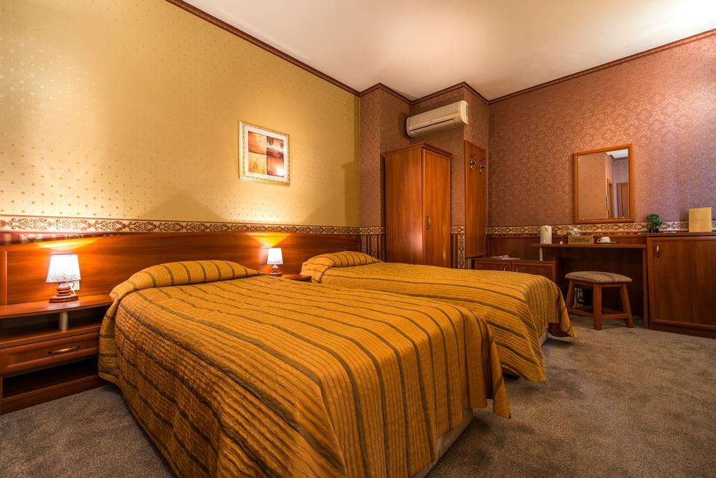 Hotel Family Chiplakoff 3*